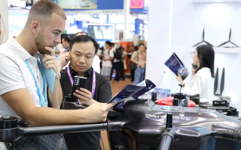 广交会无人机展现低空经济创新实力